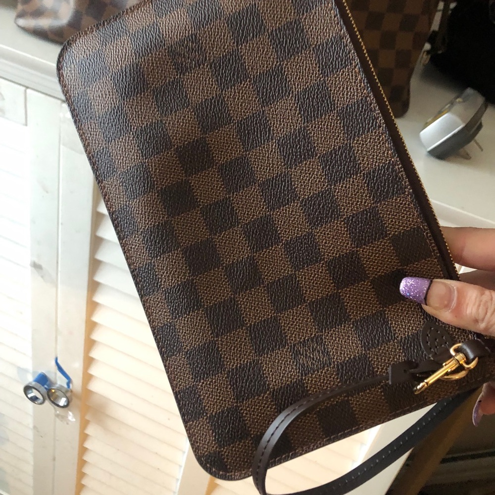 Louis Vuitton Neverfull GM and pouch - Picture 8 of 8
